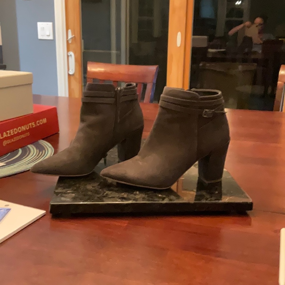 Grey suede ankle boots. Steven by Steve Madden sz8